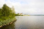 Русские города. Белозерск. Река