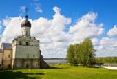 Русские города. Белозерск. Церковь на территории кремля