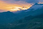 Россия. Северная Осетия. Закат в горах