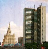 Россия. Москва. Вид на здание правительства Москвы и высотку